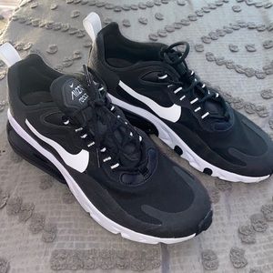 Nike Air Max 270 React